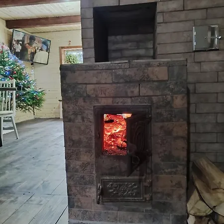над скелею Chalet *