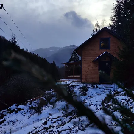 над скелею Chalet