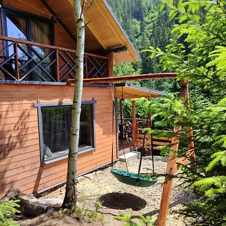 над скелею Chalet